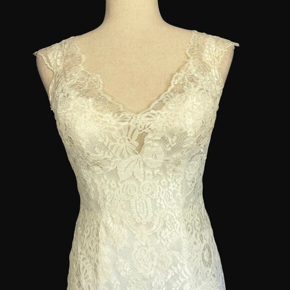 Allure Bridal Style 9068 Mermaid Style Sheer Back Lace Gown Ivory Size 4 - Picture 5 of 11